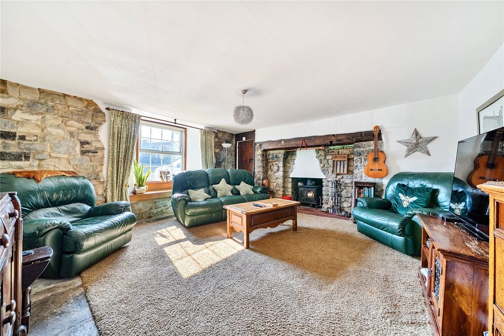 Property photo 2 of 23 Family Room