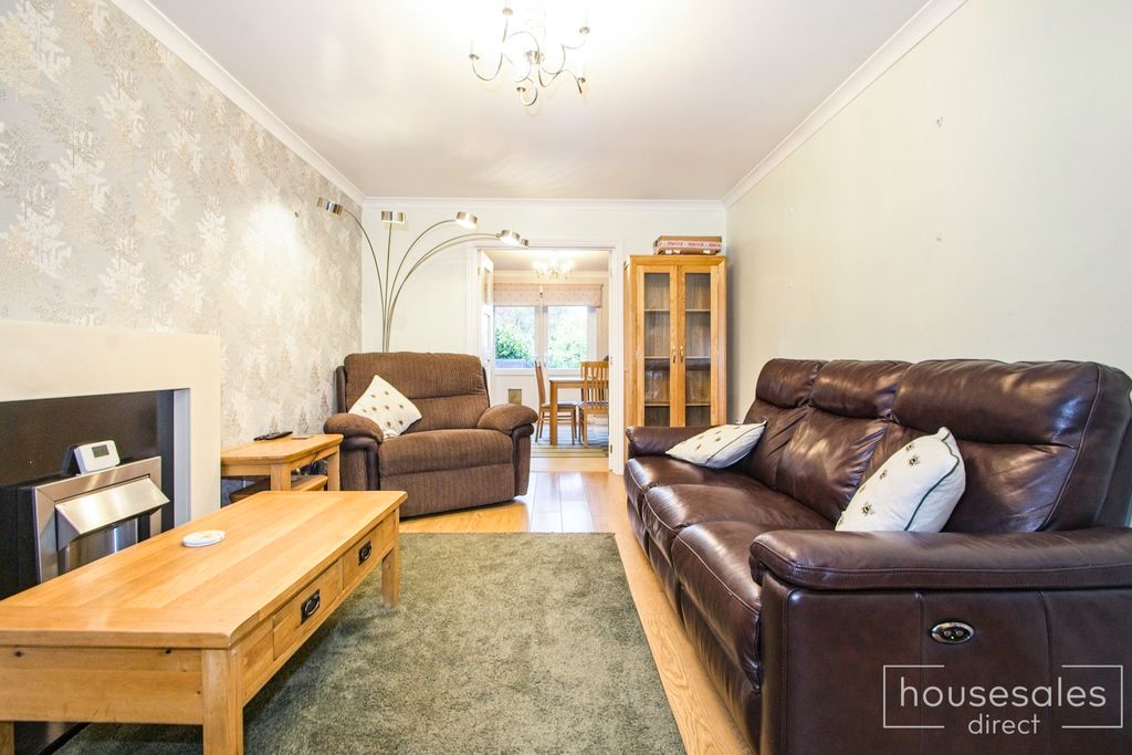 Property photo 2 of 19