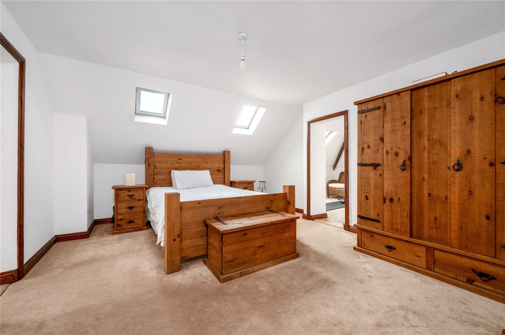 Additional image 26 of 6 bed detached house for saleToller Road, Stoneygate, Leicester LE2