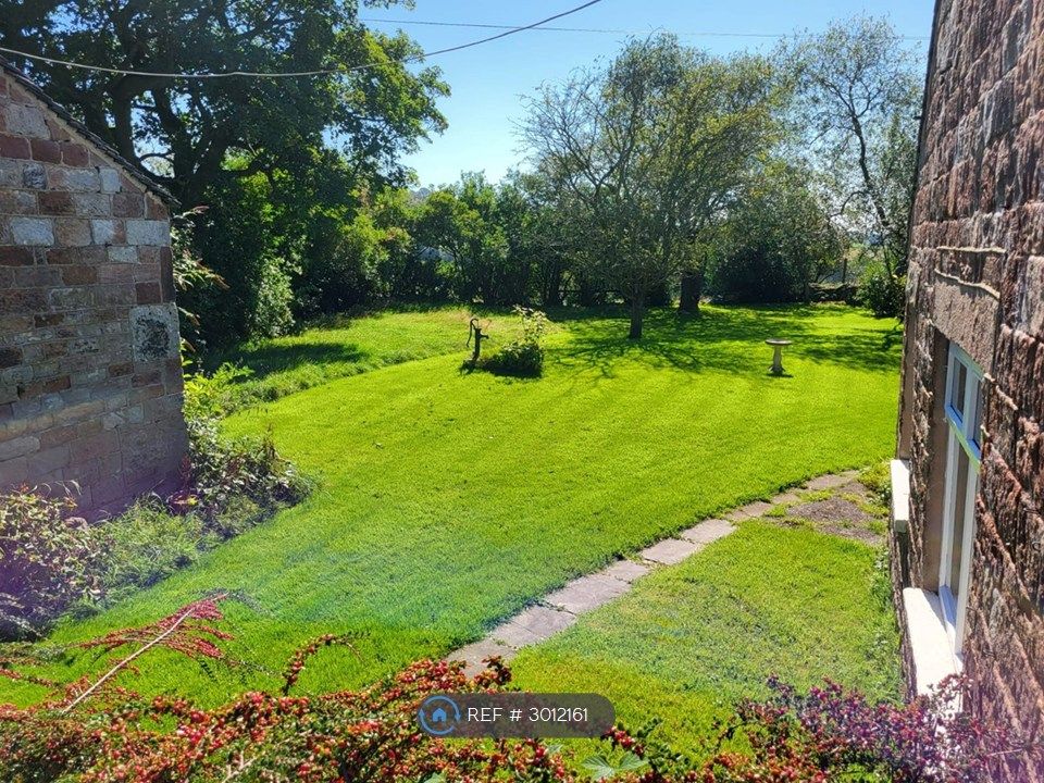 Property photo 2 of 21 Garden