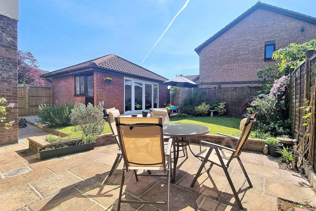 Property photo 3 of 14