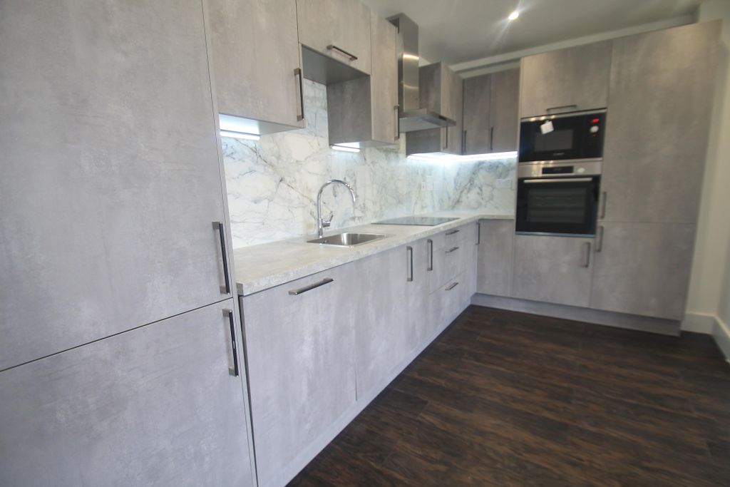 Property photo 1 of 14 Image