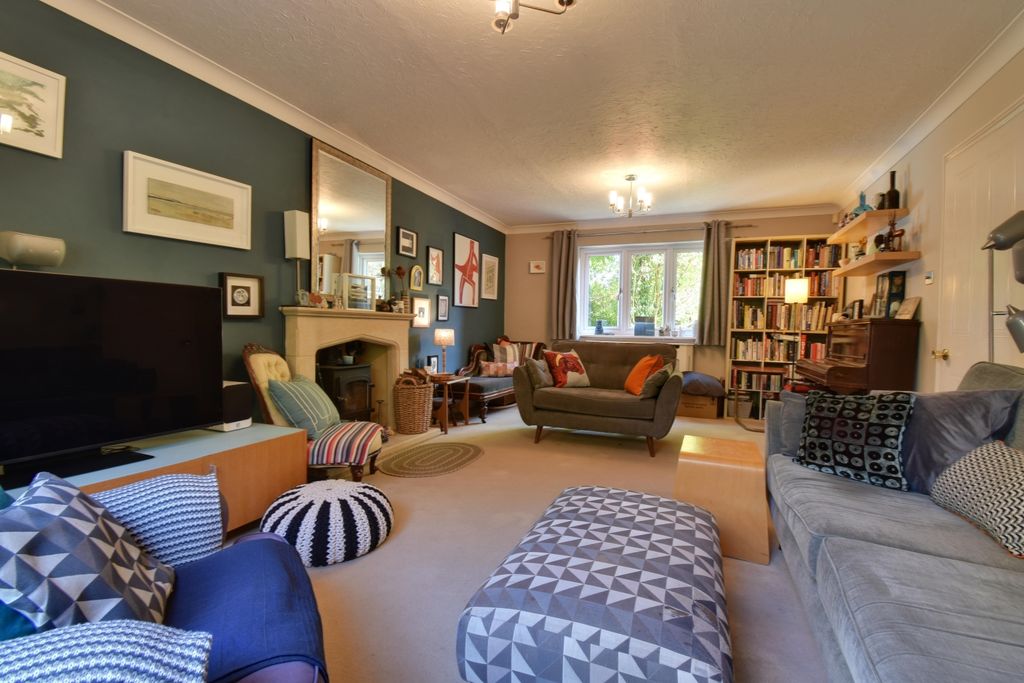 Property photo 1 of 17 Dsc_0968-Dsc_0970