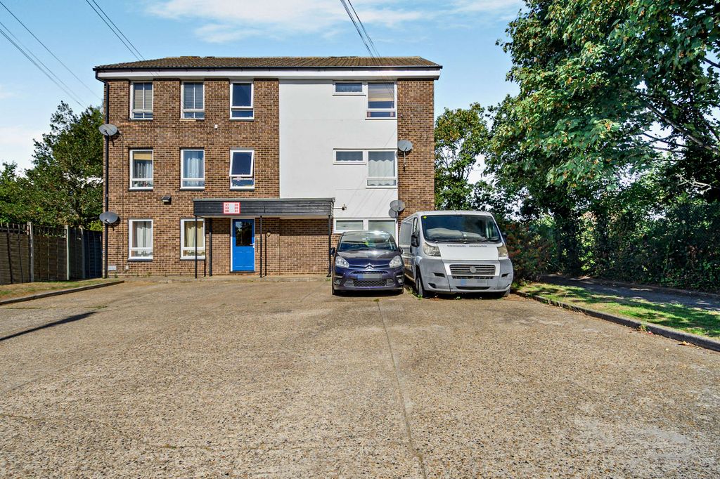 Property photo 1 of 16 Photo 0