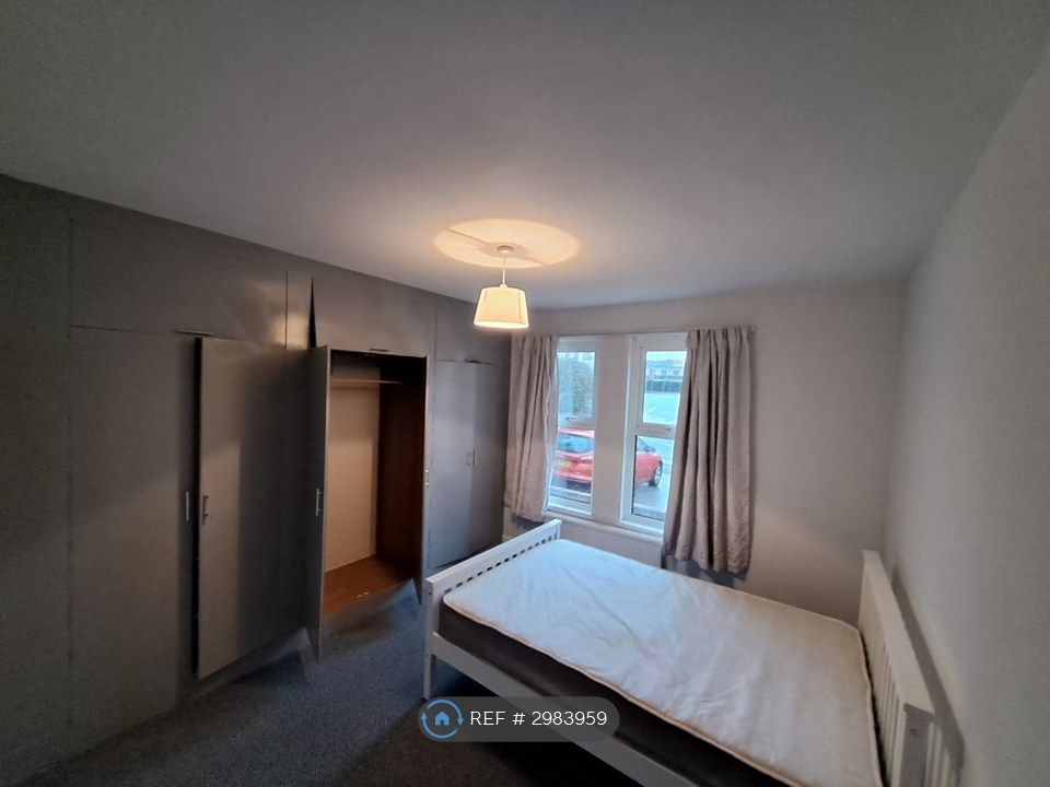 Property photo 3 of 3