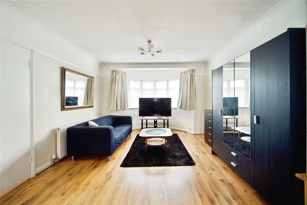 Property photo 2 of 24 Picture No. 27