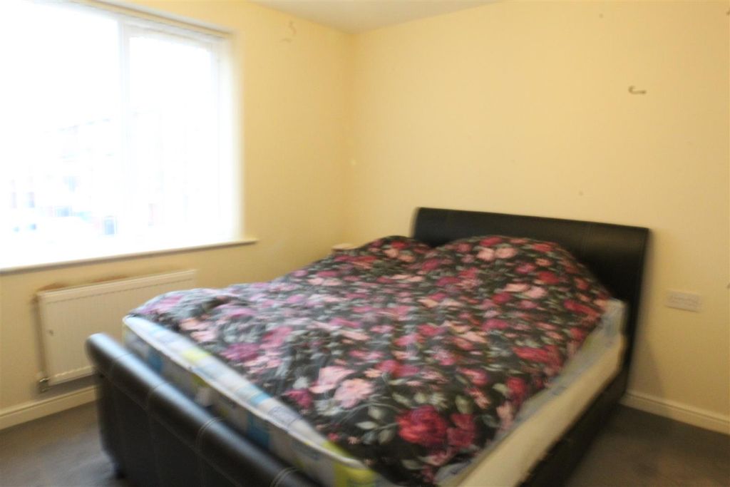 Property photo 3 of 6 Img_4141[1].Jpg