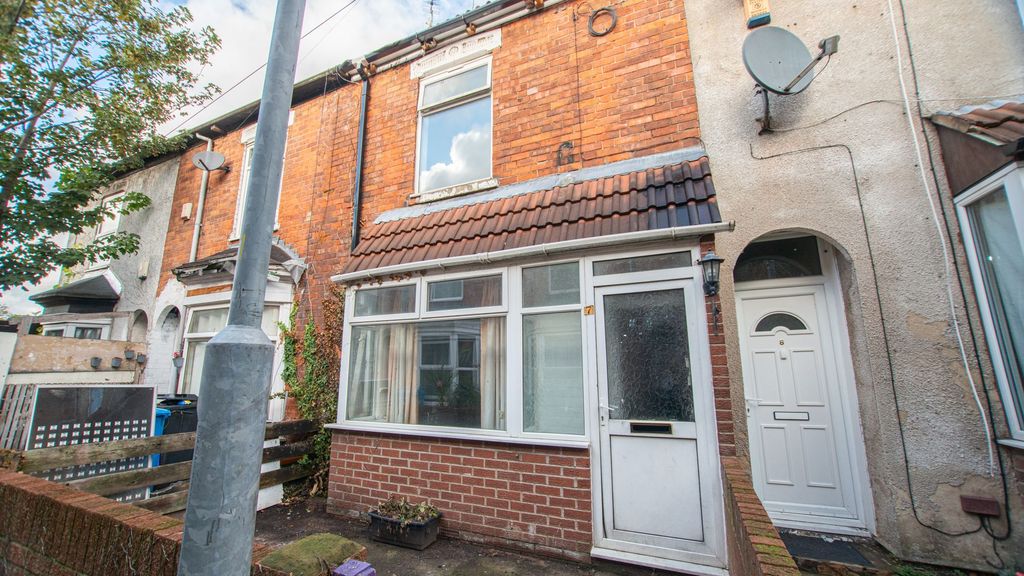 Property photo 1 of 12 Front