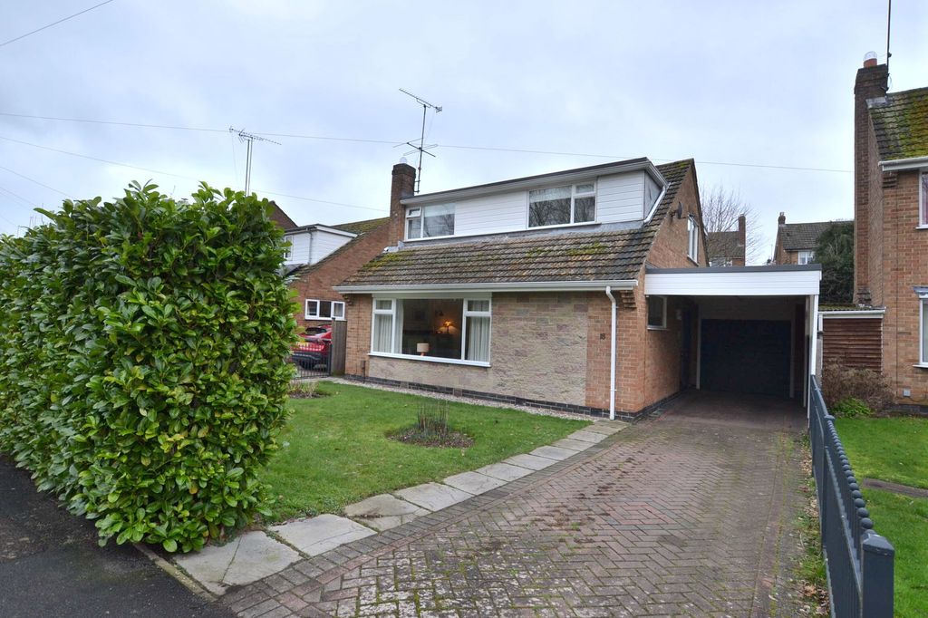 Property photo 1 of 28