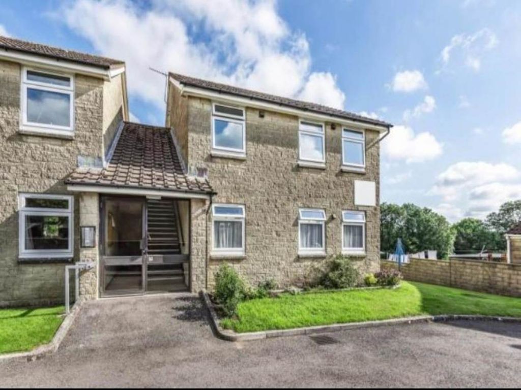 Property photo 1 of 13 External