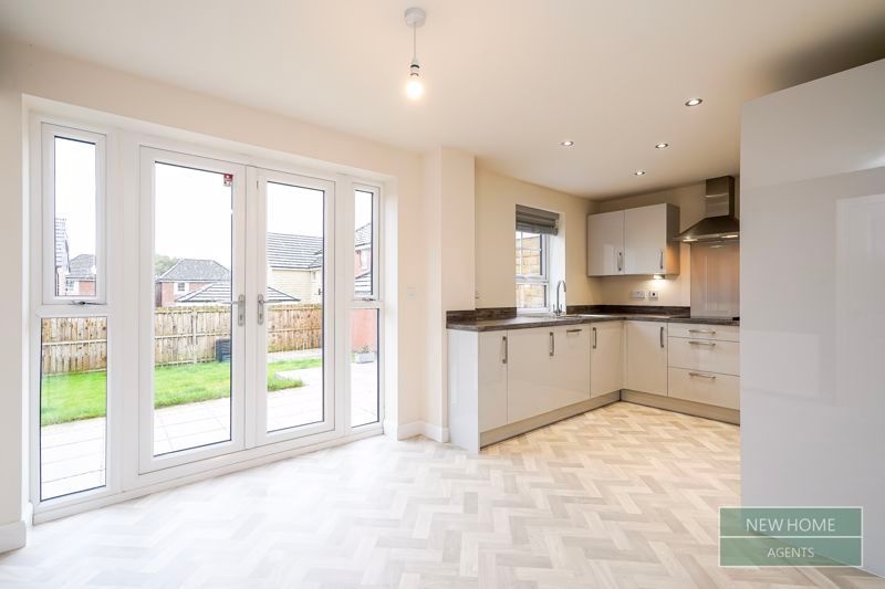 Property photo 2 of 29 Photo 11