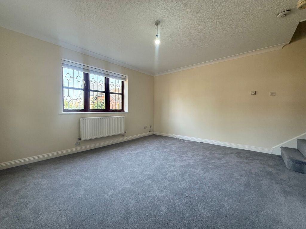 Property photo 3 of 6 Picture No. 10