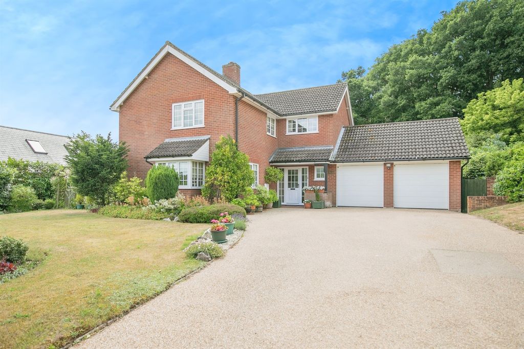 Property photo 1 of 27