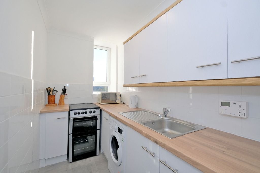 Property photo 3 of 9 Photo 3