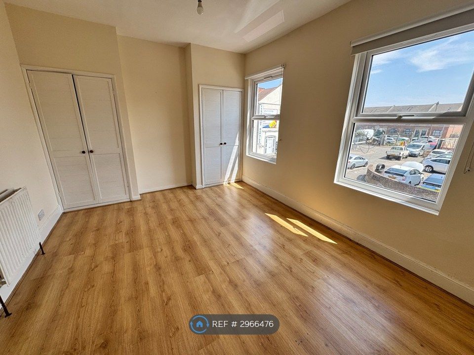 Property photo 3 of 5