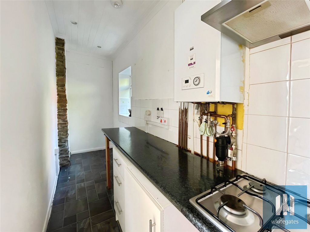 Property photo 3 of 13 Picture No. 05