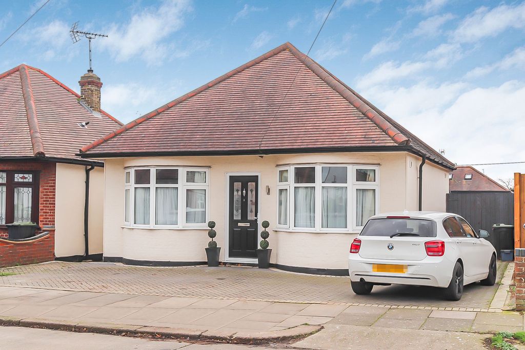 Property photo 1 of 16