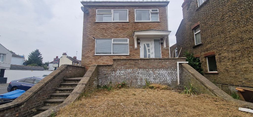 Property photo 1 of 21