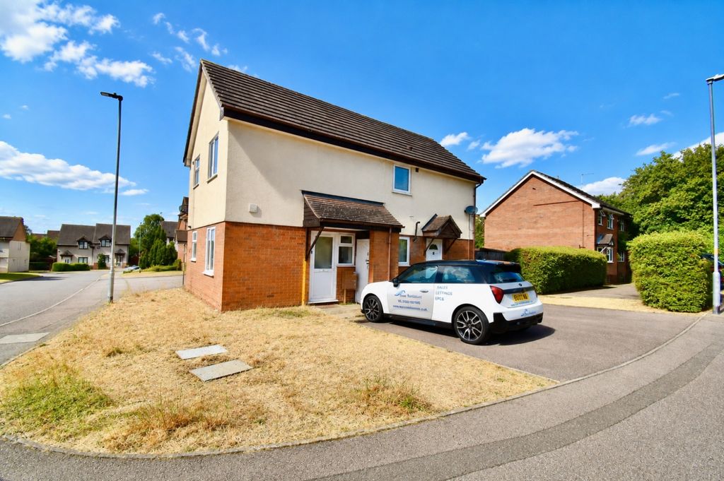 Property photo 1 of 6 External
