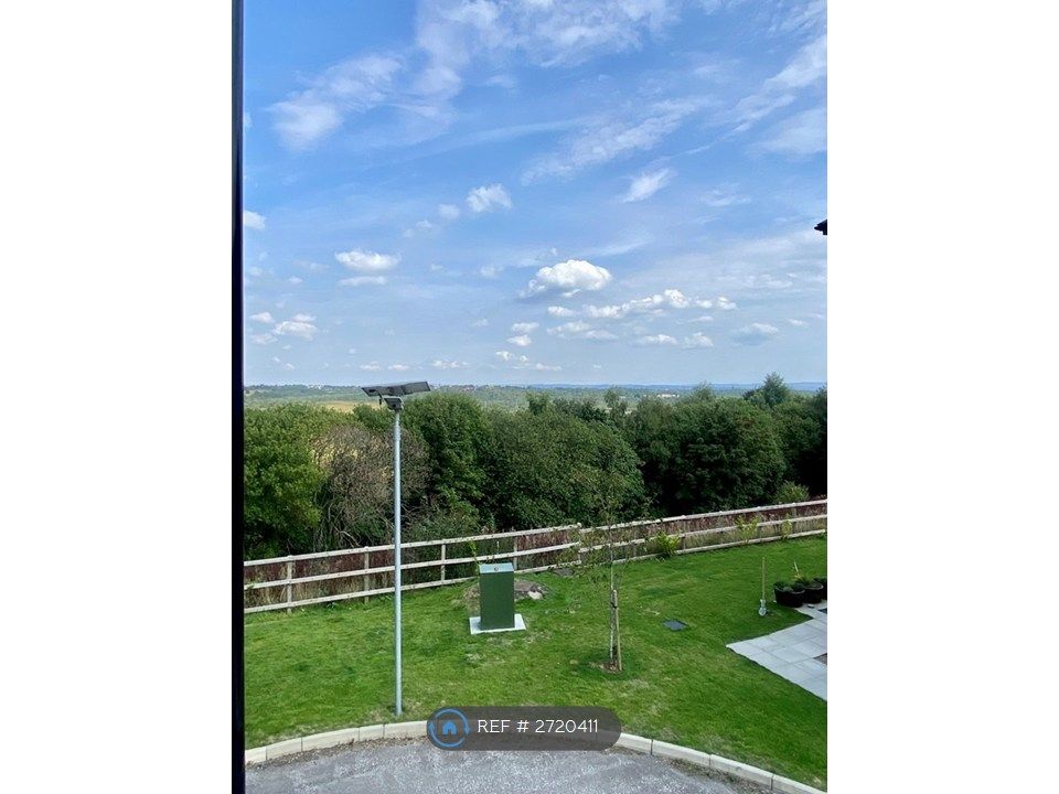 Property photo 2 of 7 View