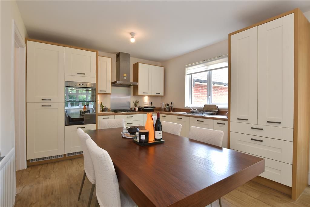 Property photo 2 of 13 Kitchen/Dining Room