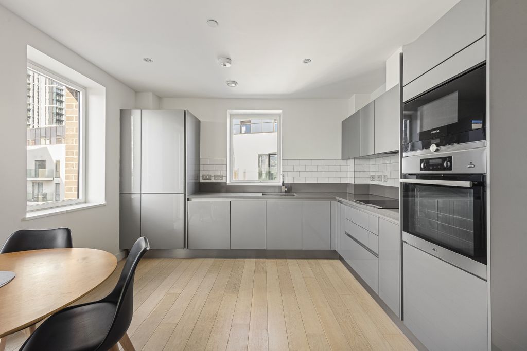 Property photo 2 of 13 094A9646