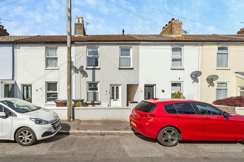 Property photo 1 of 18