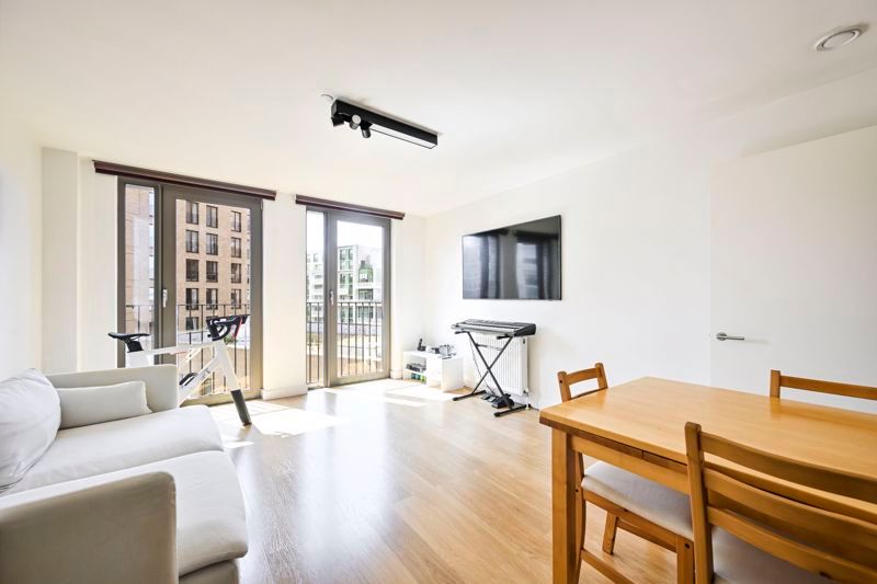 Property photo 1 of 15 Photo 17