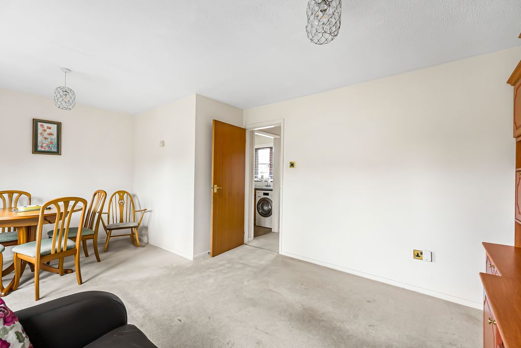 Property photo 3 of 11 1263229