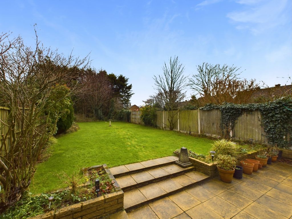 Property photo 2 of 17 Cam02386G0-Pr0112-Still022