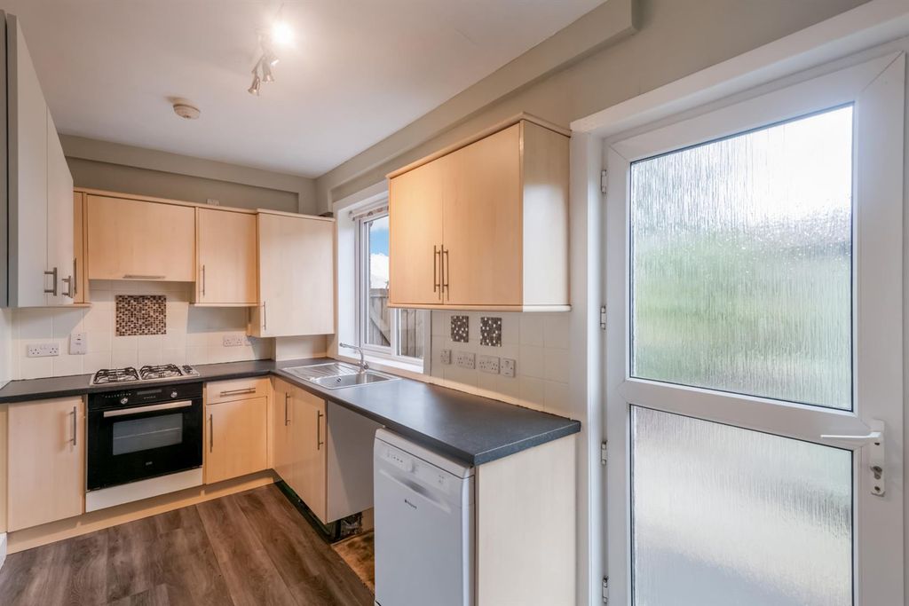 Property photo 3 of 25 02.Jpg