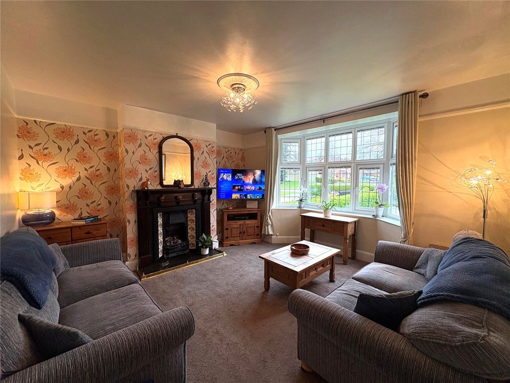 Property photo 3 of 33 Picture No. 31