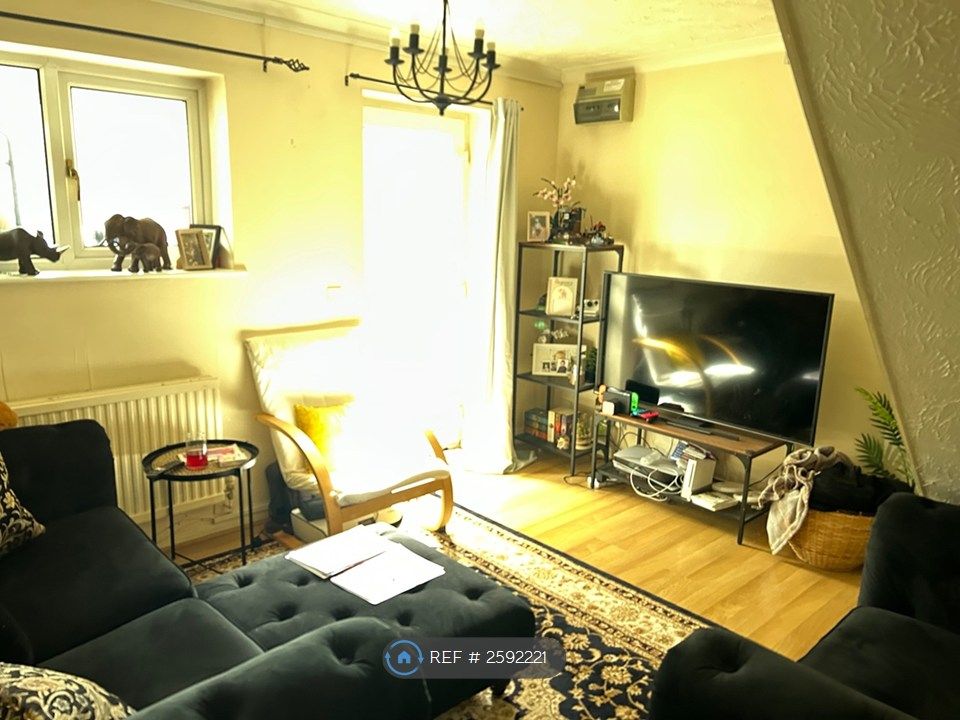 Property photo 3 of 7