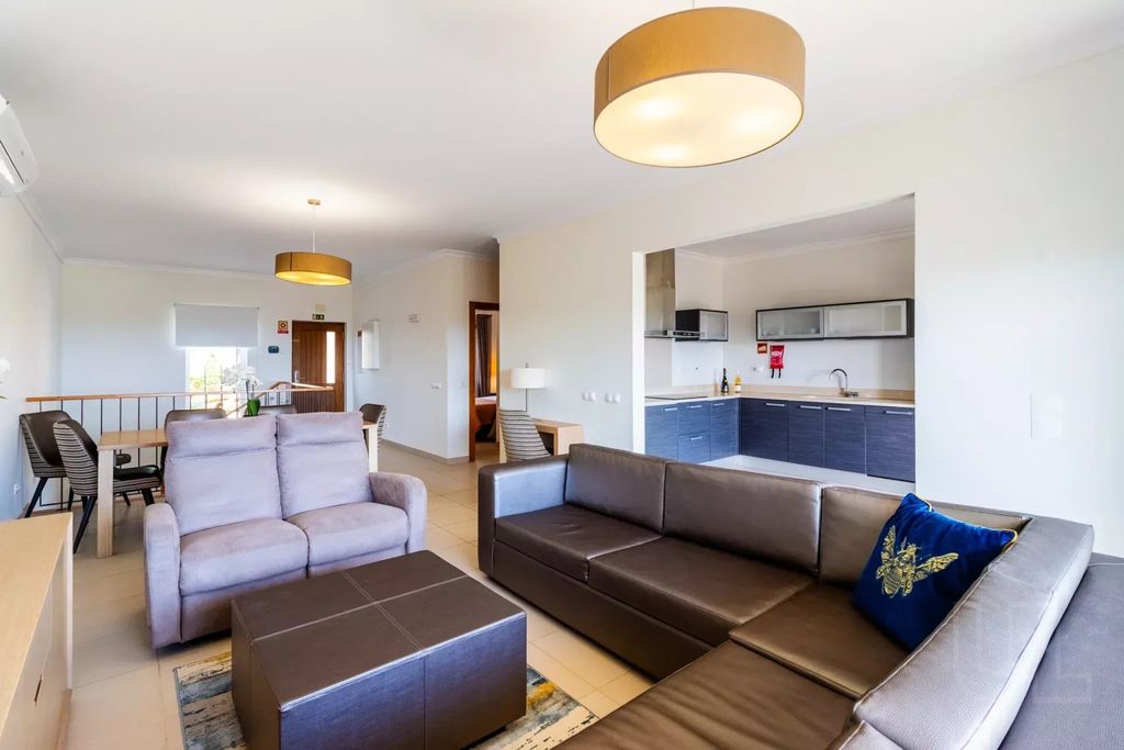 Property photo 3 of 50