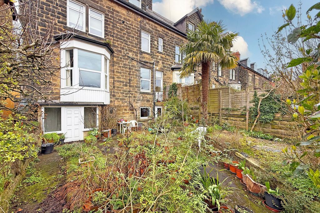 Property photo 3 of 19