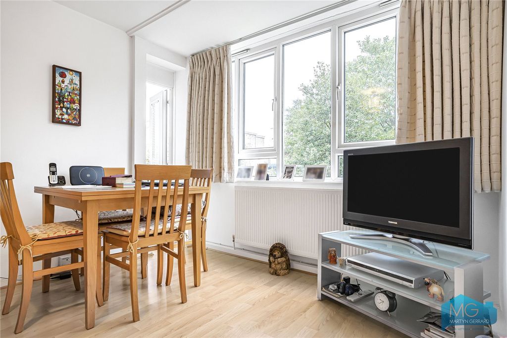 Property photo 3 of 13 Picture No. 08