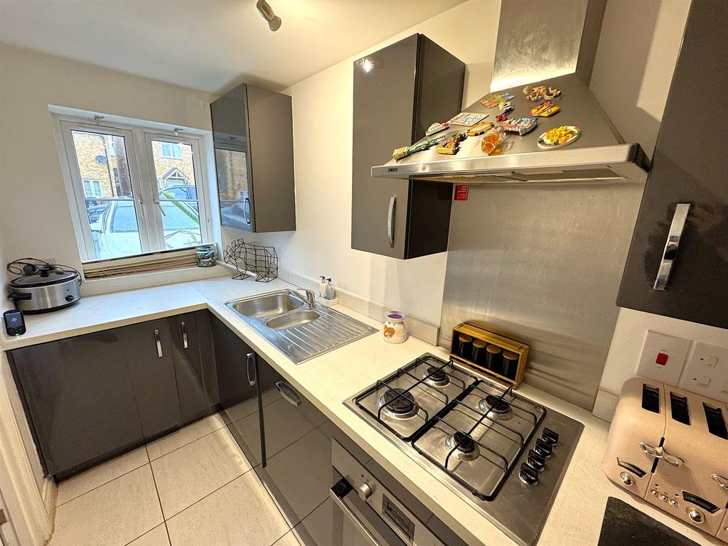 Property photo 2 of 19 Thumbnail_Image4.Jpg