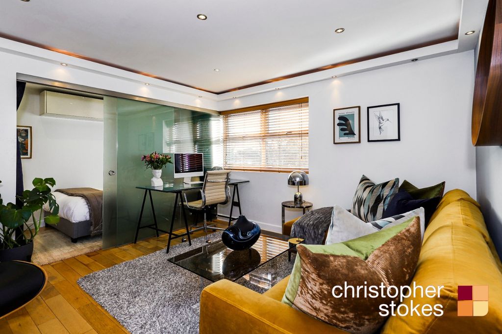 Property photo 2 of 7 3846913