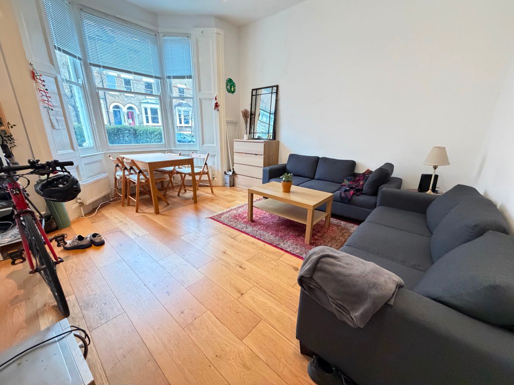 Property photo 3 of 21