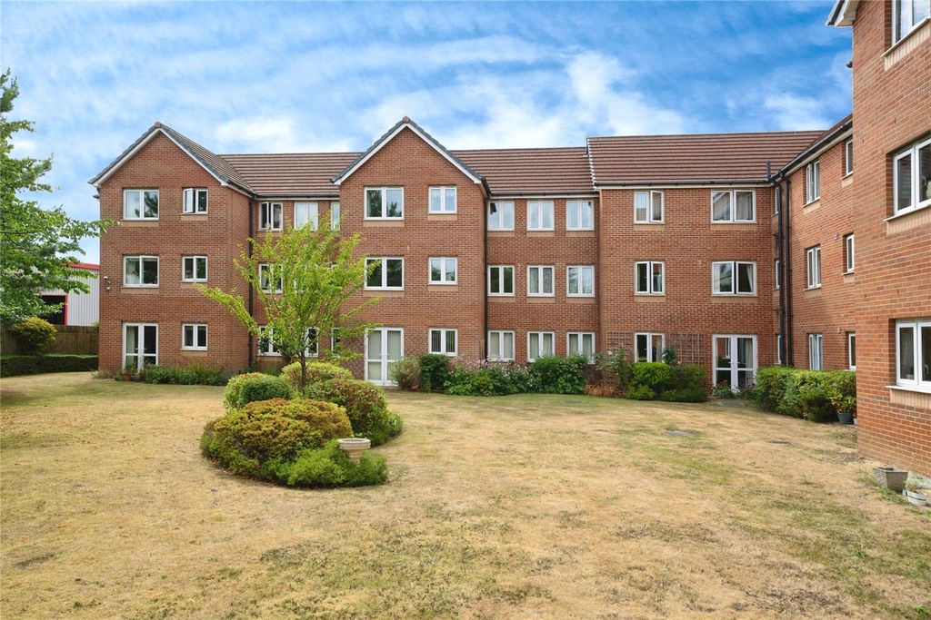Property photo 1 of 9 General View