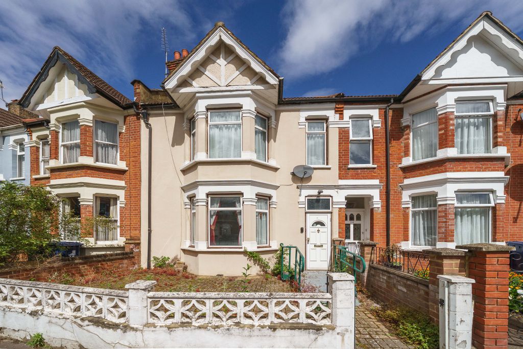 Property photo 1 of 13
