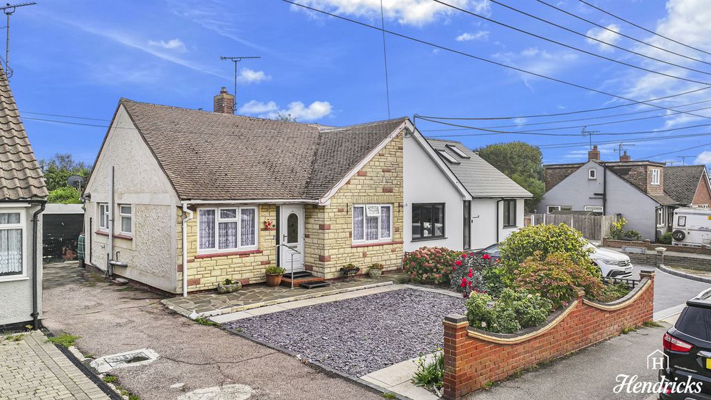 Property photo 1 of 23