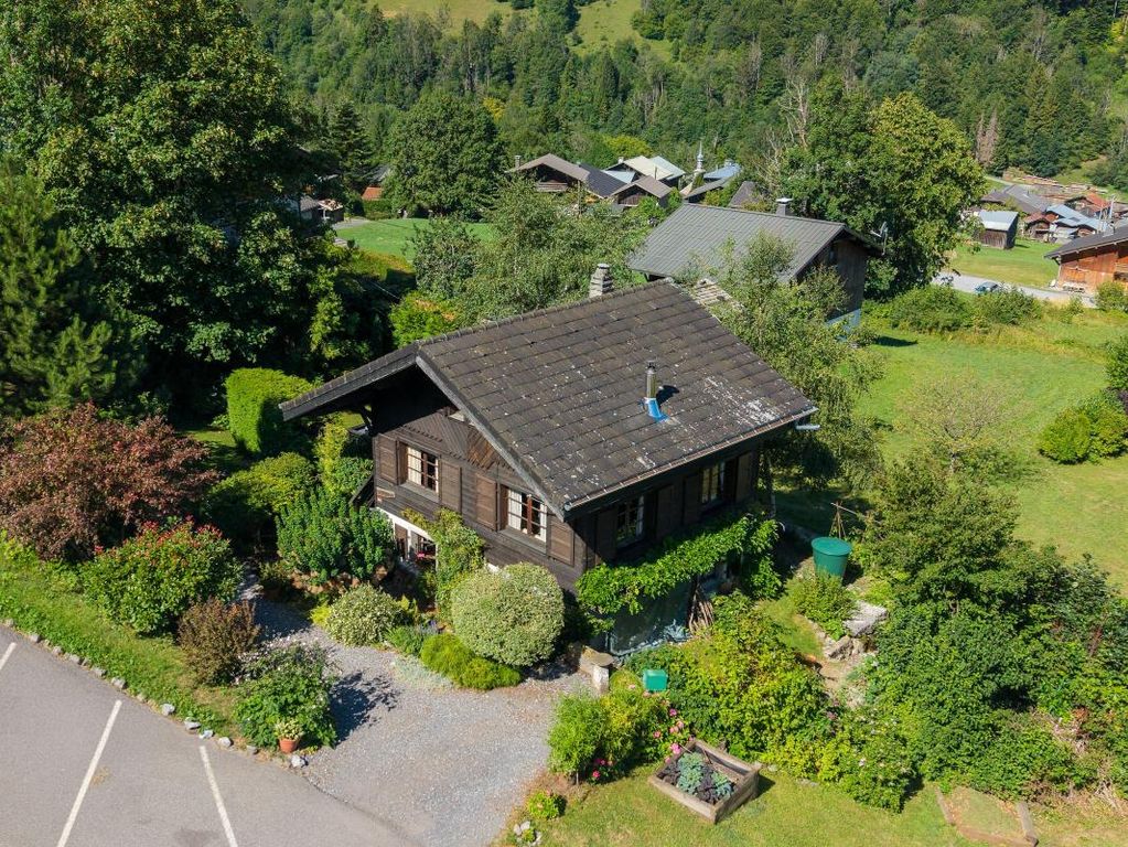 Property photo 2 of 36