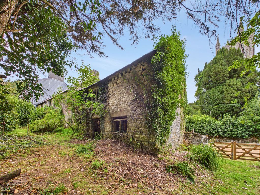 Property photo 1 of 6