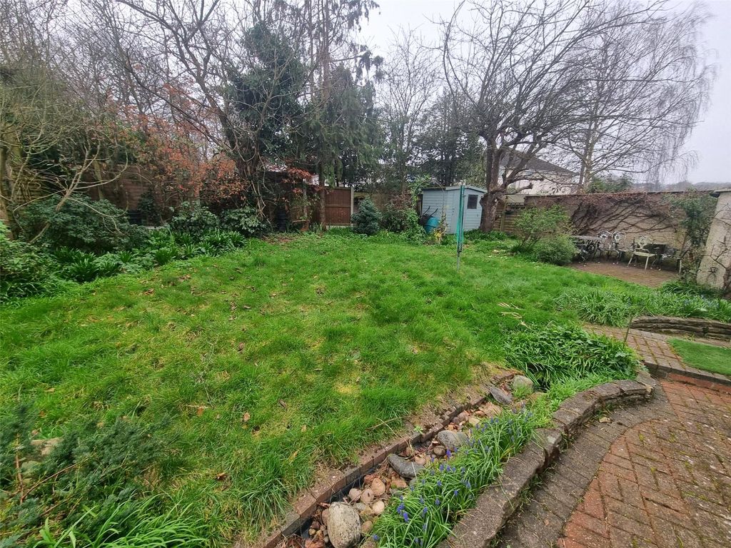 Property photo 2 of 13 Picture No. 03