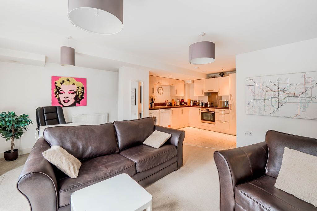 Property photo 3 of 11 Photo 7