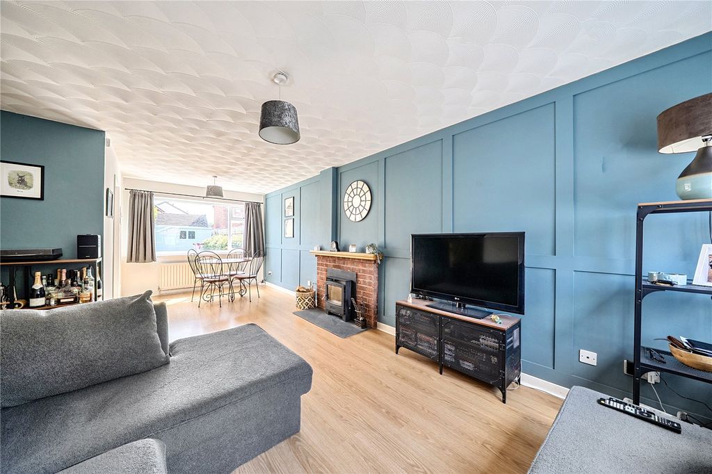 Property photo 2 of 25 Picture No. 18