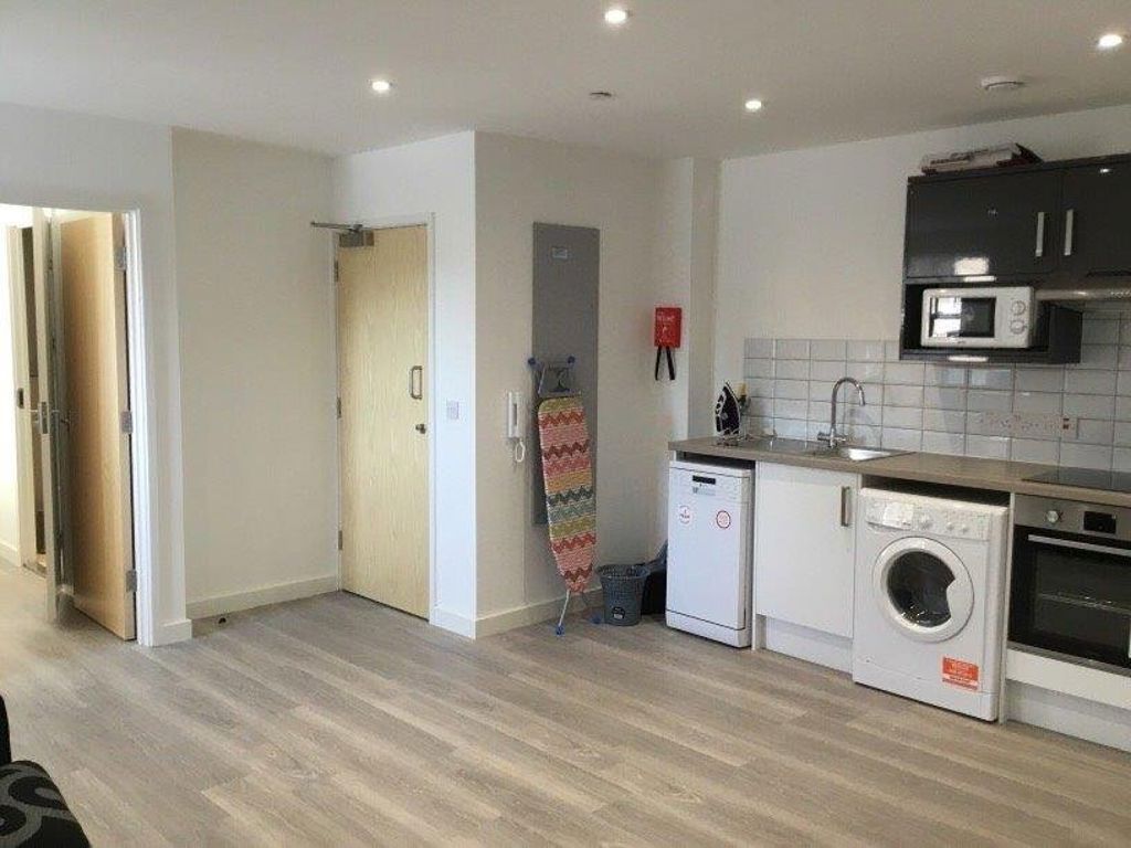 Property photo 2 of 13