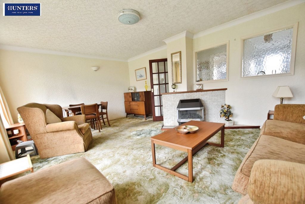 Property photo 3 of 19