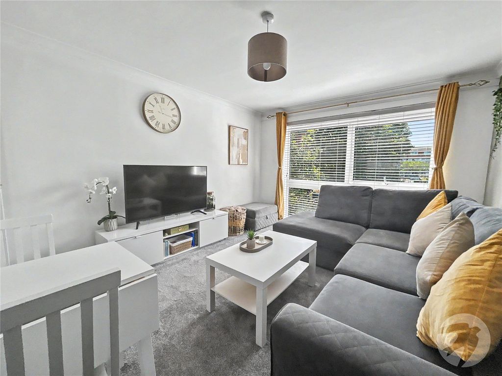 Property photo 3 of 15 Picture No. 09
